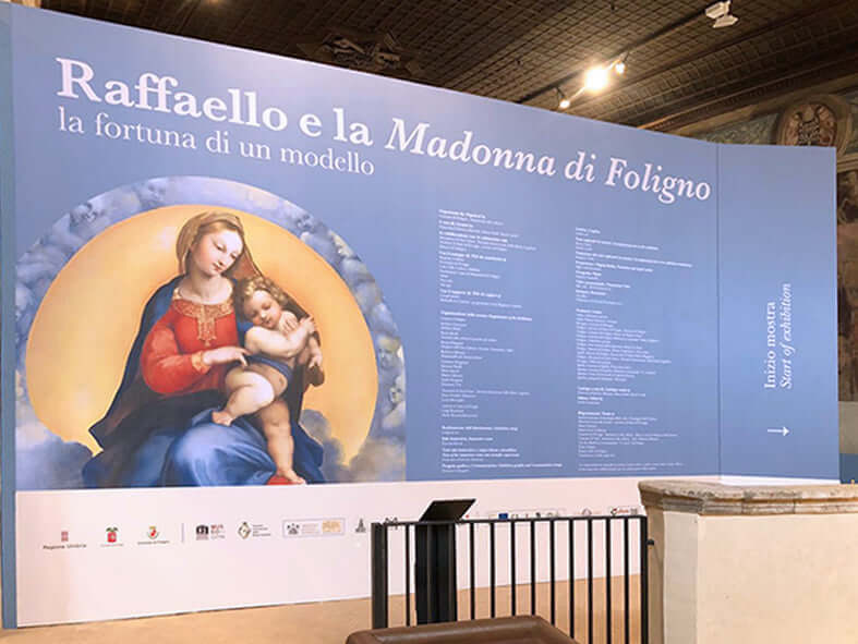 Allestimenti Grafox - Musei e Mostre - Mostra Raffaello e la Madonna di Foligno - Palazzo Trinci Foligno - Perugia